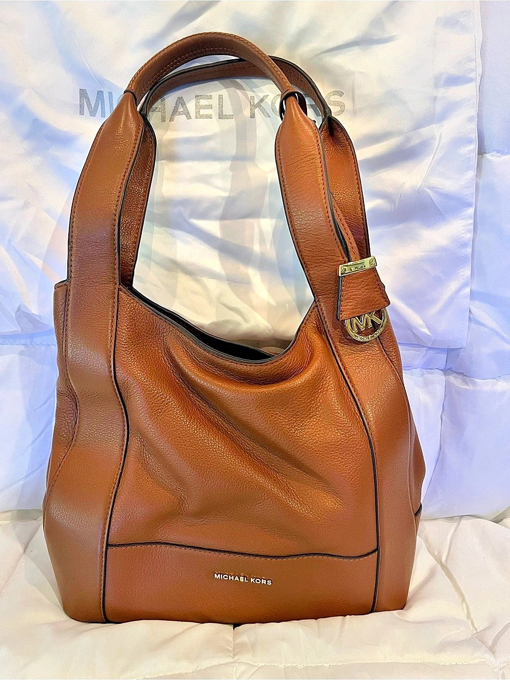 Michael Kors Leather Shoulder Bag in Brown